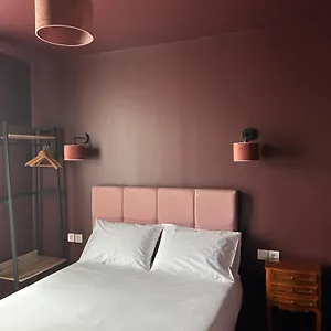Maat Etoile Paris